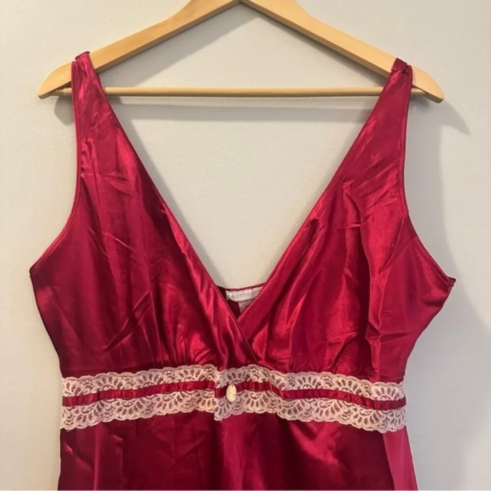 VTG 90s Regency-core Satin Slip Dress Burgundy Babydoll Lace Cameo XL Romantic